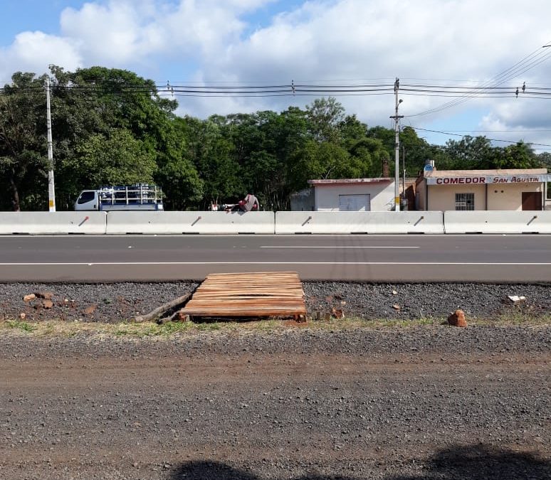 Pobladores de Barrero Grande exigen al MOPC retornos y paso peatonal