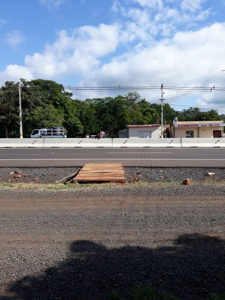 Pobladores de Barrero Grande exigen al MOPC retornos y paso peatonal