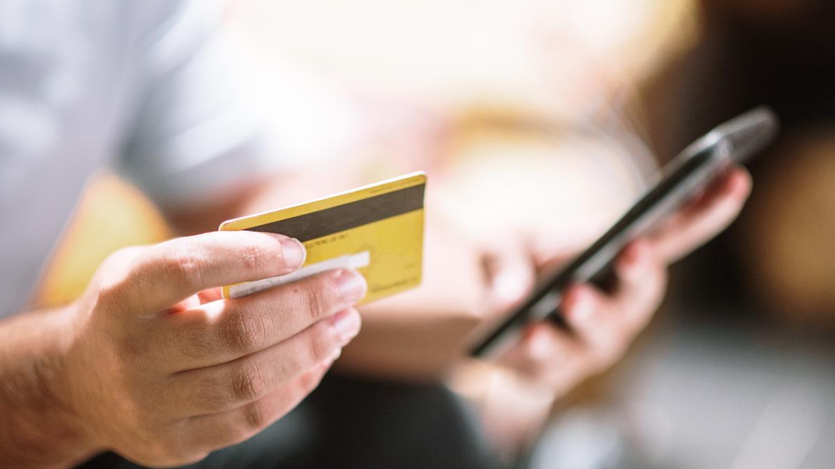 Cobro por transferencias bancarias: Asoban dice que aún está “en discusión”