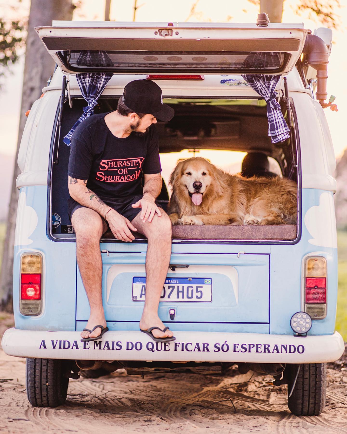 Los amigos inseparables viajaban hace cinco años