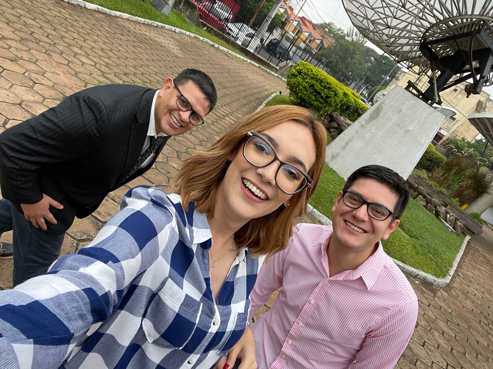 Marilia Quevedo, Jorge Riveros y Gustavo Onieva