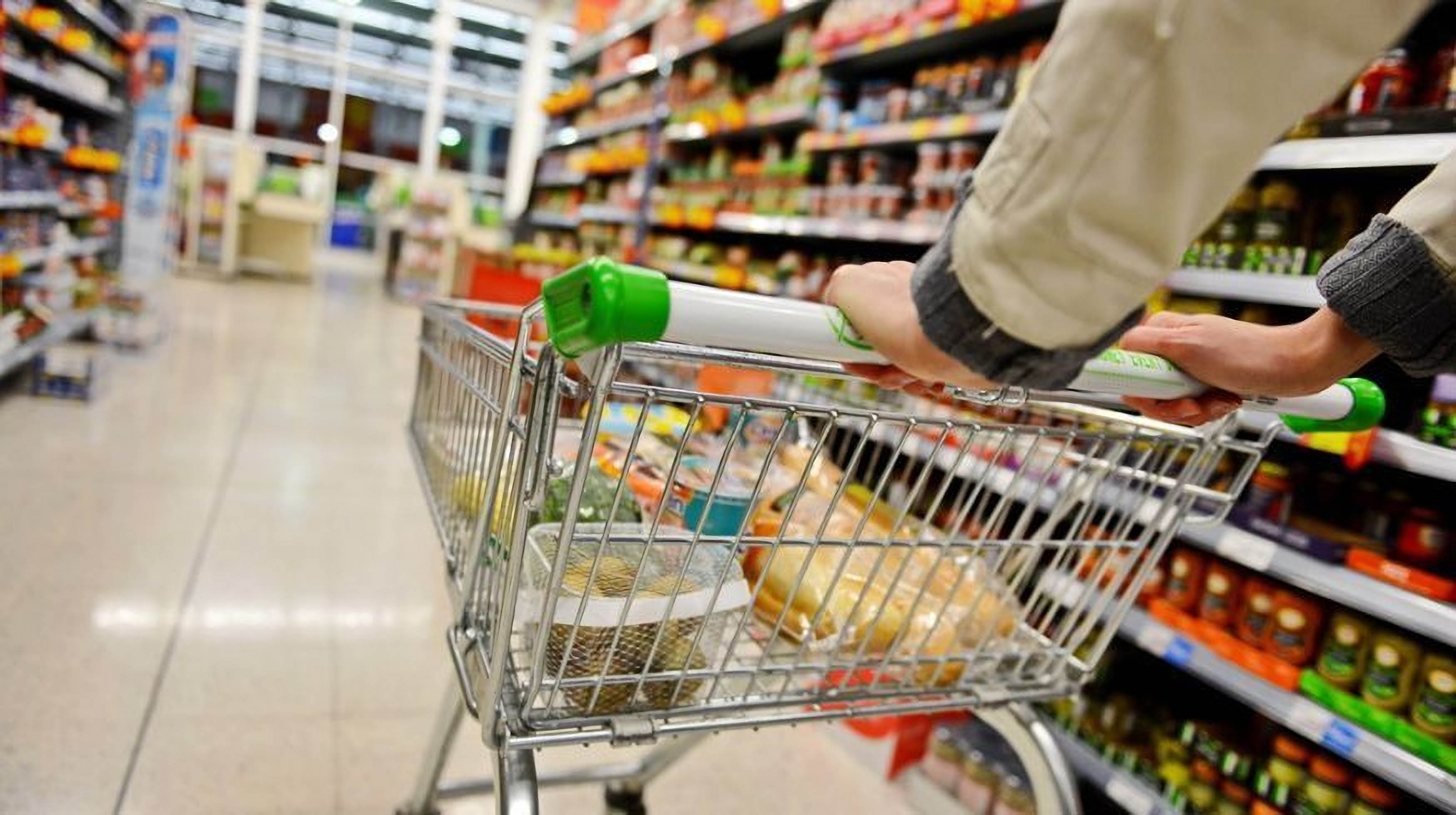 Canasta básica familiar: 59% de productos sufrieron reajuste