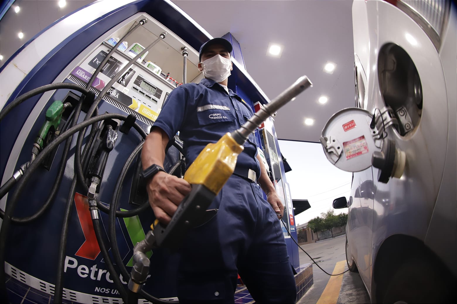 "No hay nada que el gobierno o Petropar puedan hacer”, dice Dicapar sobre suba de combustibles. Foto: Agencia IP.