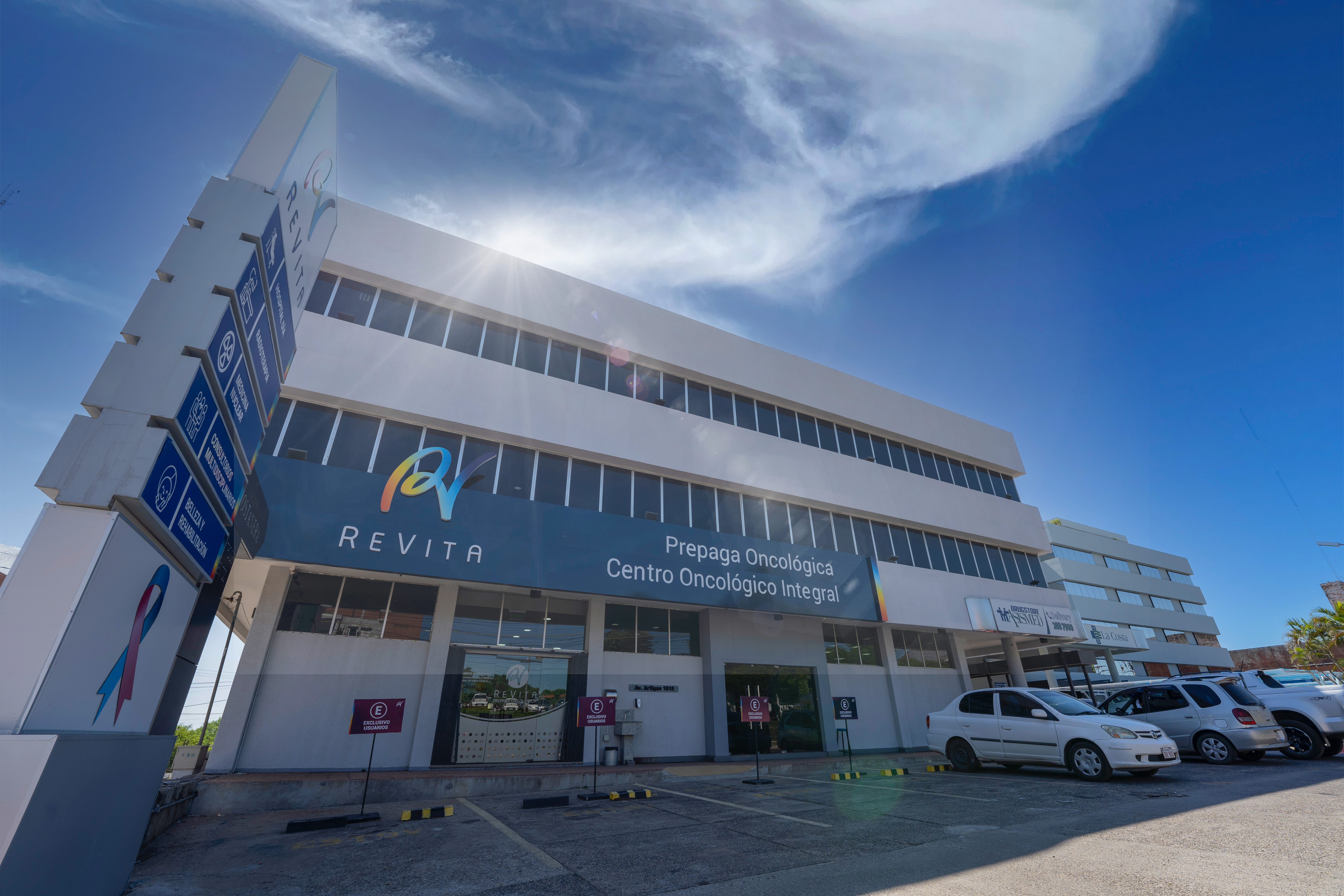 Revita, el primer centro oncológico integral privado del país, está en funcionamiento desde el 2016. Foto: Revita Centro Oncológico.