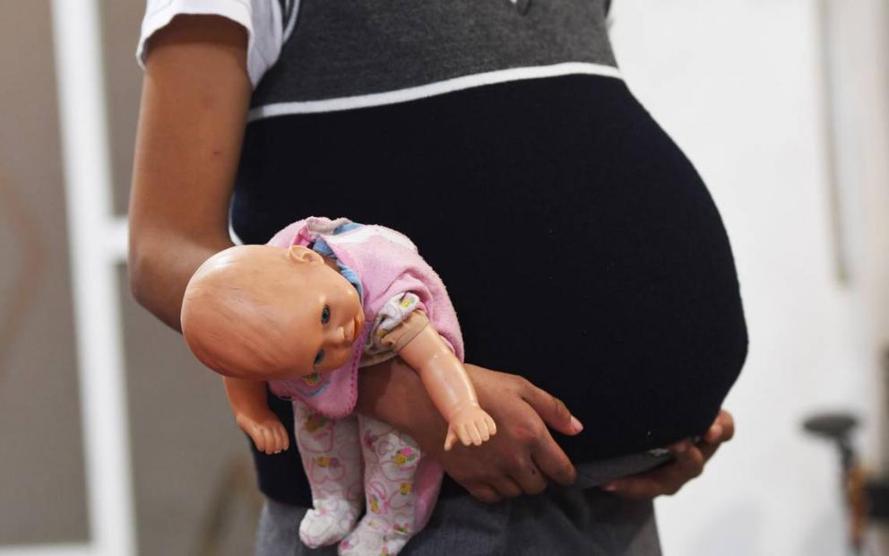 Imputan a hombre que abusó a su hija de 12 años: la niña estaría embarazada