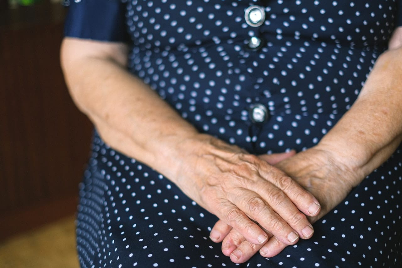 Imputan a mujer por golpear a su madre