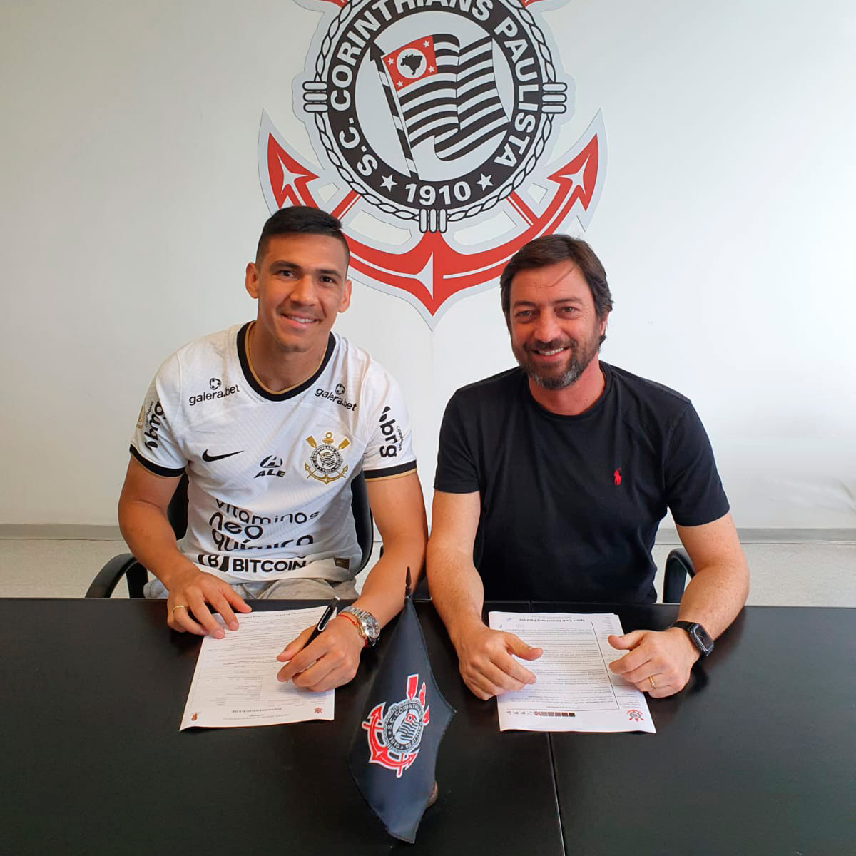 Corinthians anunció el retorno del paraguayo Fabián Balbuena. Foto: TW