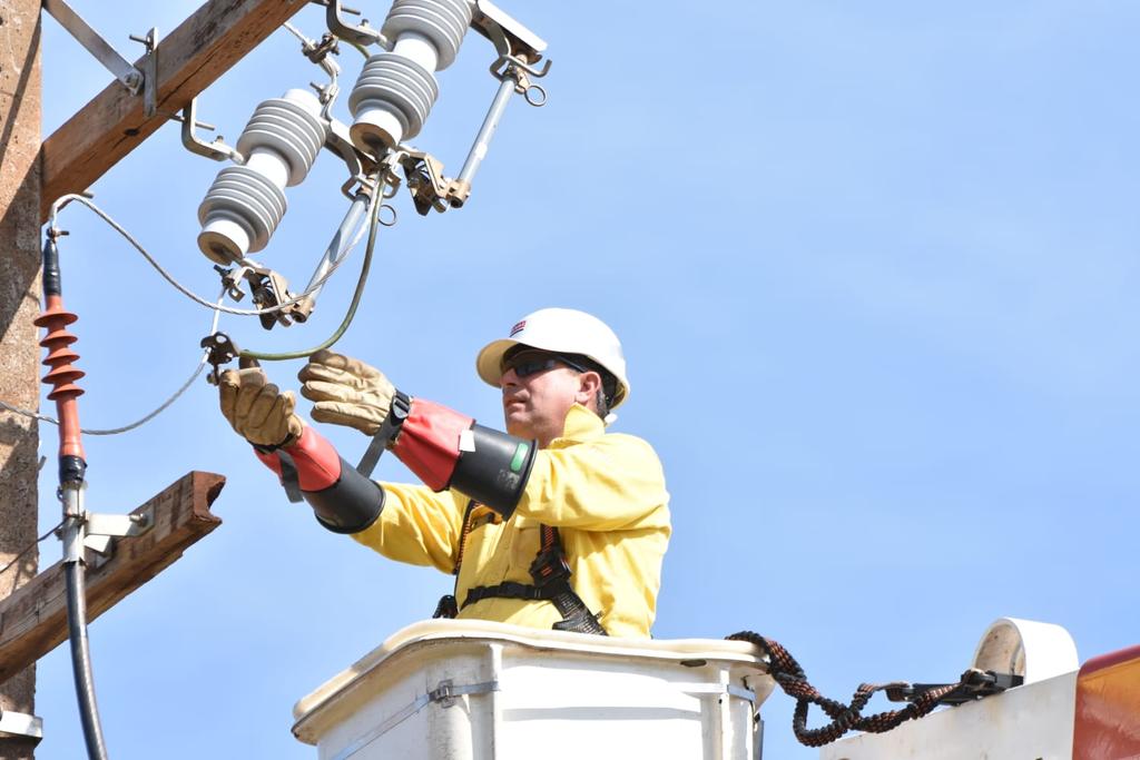 La sustracción de energía eléctrica equivale a una facturación mensual de aproximadamente G. 400 millones. Foto: @ANDEOficial