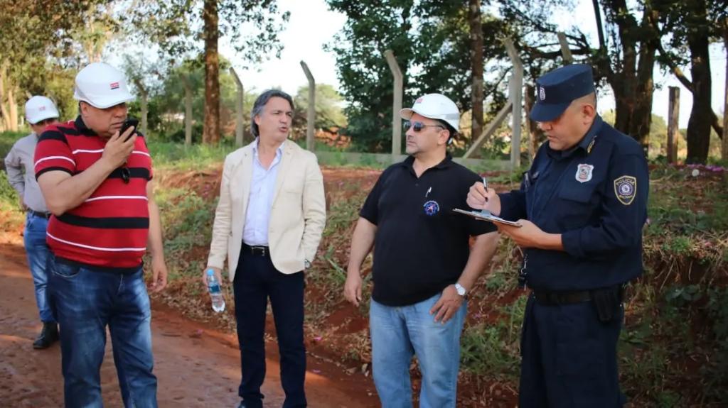 El operativo contó con acompañamiento policial. Foto: @ANDEOficial