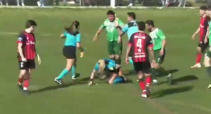 Jugador agredió cobardemente a una mujer árbitro en Buenos Aires