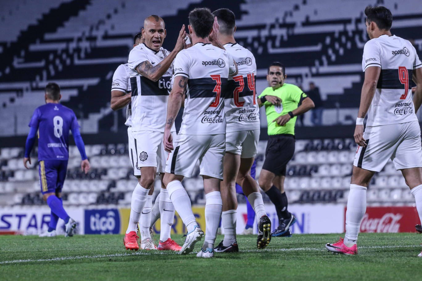 Copa Paraguay: Olimpia aplastó a Sport Colonial y clasificó a octavos