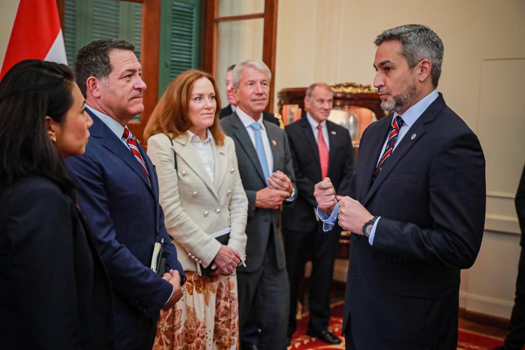 Marito se reúne con congresistas estadounidenses. Foto: Presidencia de la República.