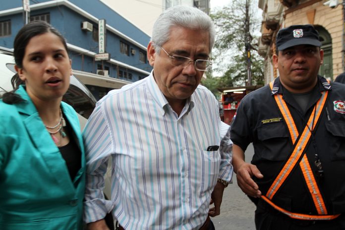 Condenan a tres años de cárcel a Froilán Peralta por lesión de confianza