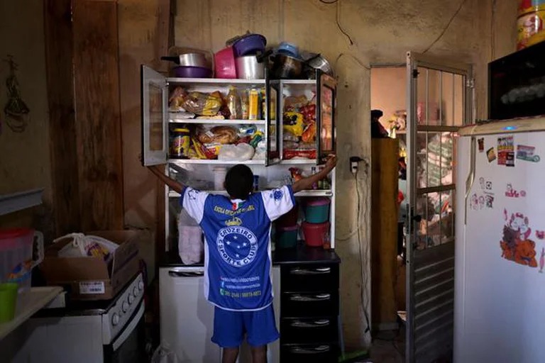 Brasil: niño llamó a la Policía porque tenía hambre y recibió una ola de donaciones