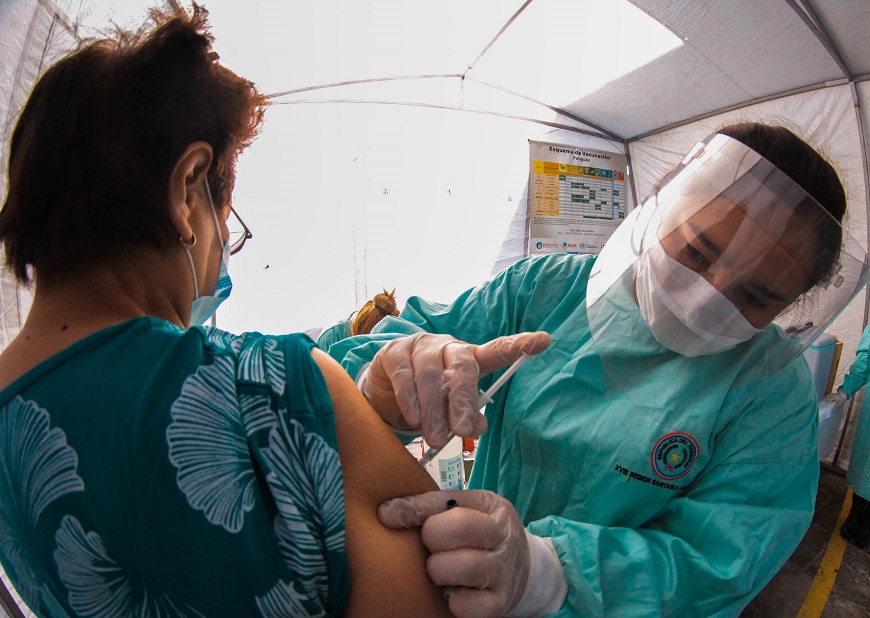 Covid-19: Salud realiza estudio para comprobar cómo las vacunas de refuerzo aumentan la protección contra la enfermedad
