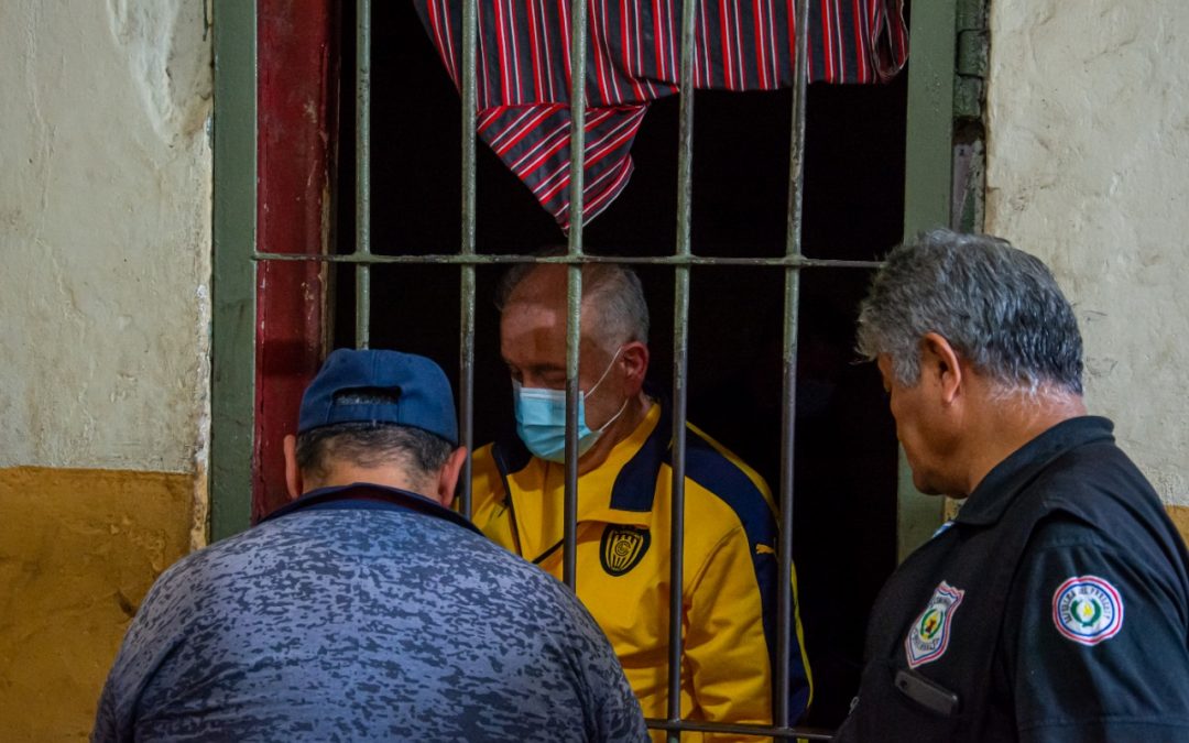 Expulsan de la ANR a Ramón González Daher y su hijo, presos en Tacumbú