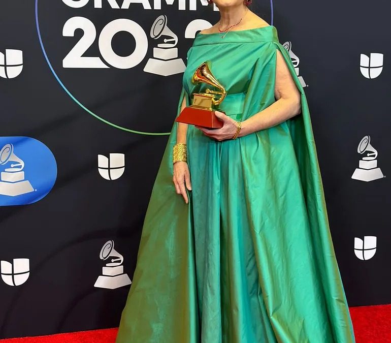 Berta Rojas tras recibir dos Latin Grammy: “Hoy agradezco la convicción para hacer música”, comentó
