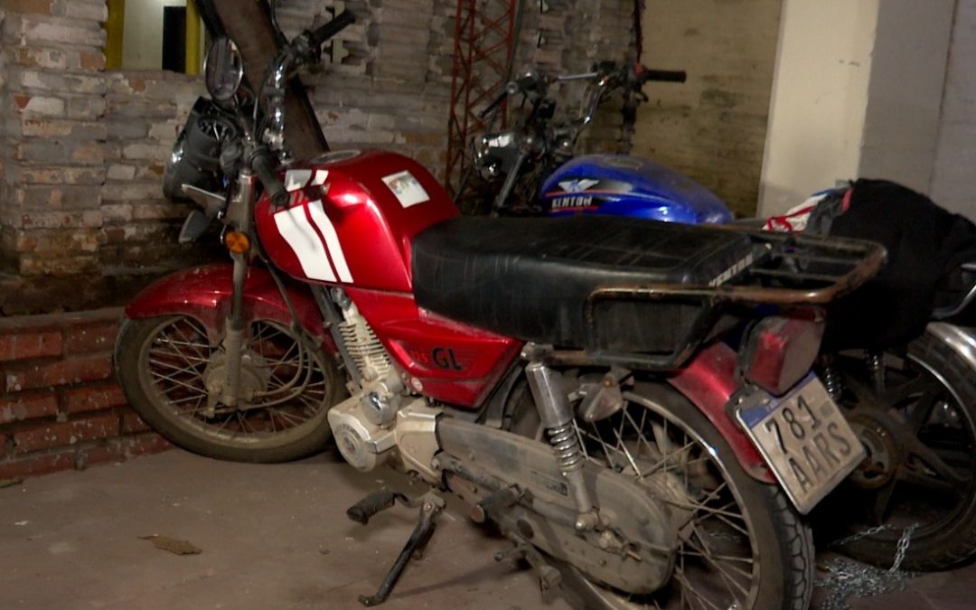 Recuperan moto robada gracias a GPS y detienen a presunto ladrón